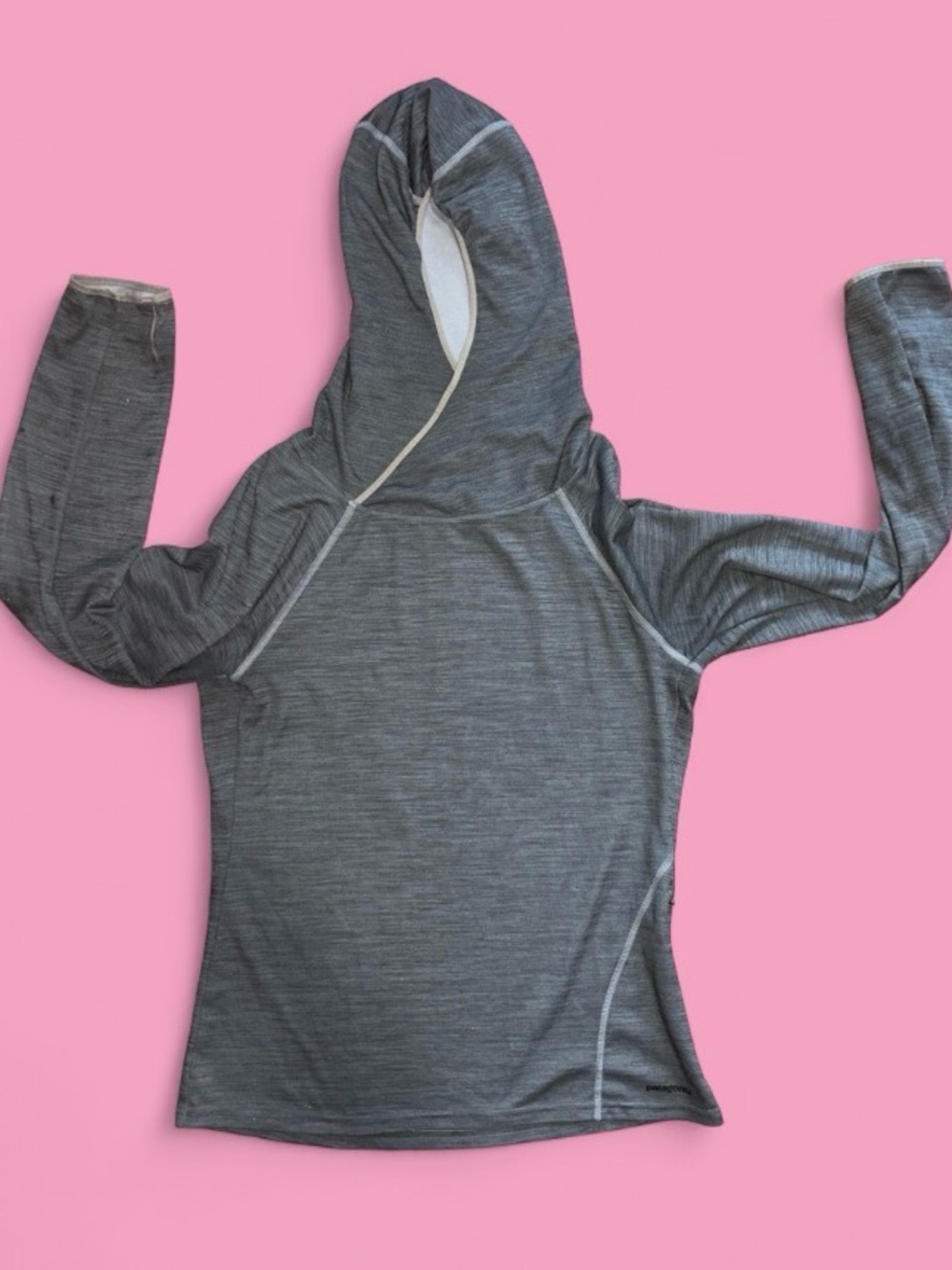 Patagonia Gray Hooded Long-Sleeve Pullover